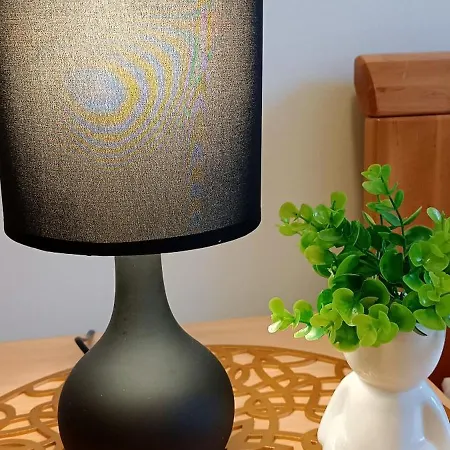 아파트 Cozy & Bright 1 Bedroom With Park Nearby - Free Parking, Riga, Up To 5 Guests 리가